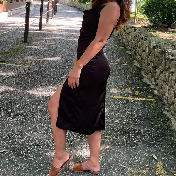 Nordstrom Black Midi Dress Timeless Elegance - Picture 2 of 3